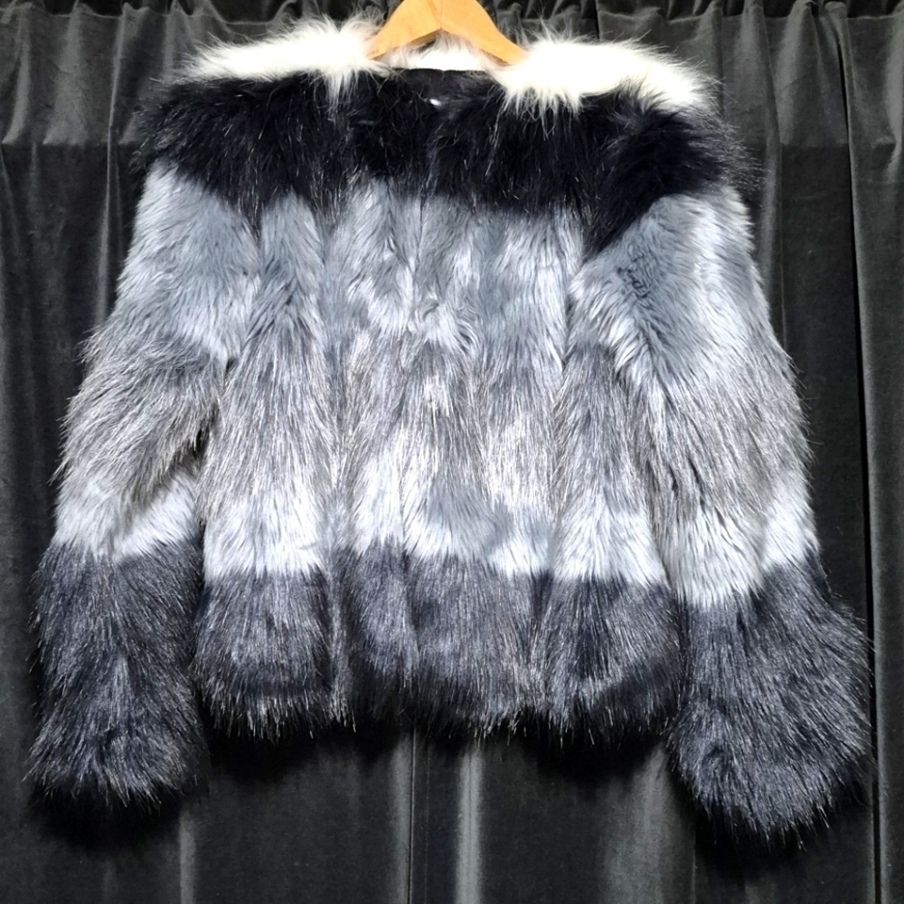 Zara Black and Gray Faux Fur Teddy Jacket - Picture 3 of 4